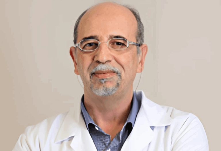 Dr Sami Mezhoud – Chirurgien Esthetique et Maxillo Facial Dr Sami Mezhoud – Chirurgien Esthétique et Maxillo-Facial